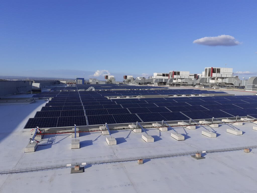 Próximamente: Informe Técnico sobre Seguridad contra incendios e interacción de los sistemas fotovoltaicos con las cubiertas.