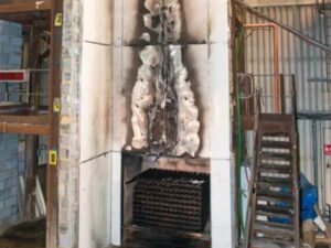 Paneles sándwich y carga de fuego claves para un diseño industrial seguro y eficiente