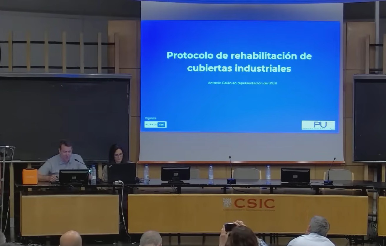 La seguridad de las cubiertas industriales exige analizar el sistema en su conjunto
