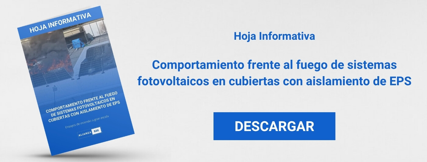 Sistemas fotovoltaicos en cubiertas con aislamiento de EPS cómo mejorar su comportamiento frente al fuego